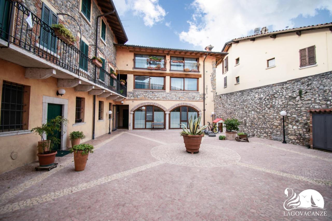 Luxus Gardoncino Lägenhet Manerba del Garda Exteriör bild